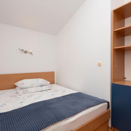 Family Apartments Marita Makarska Bagian luar foto