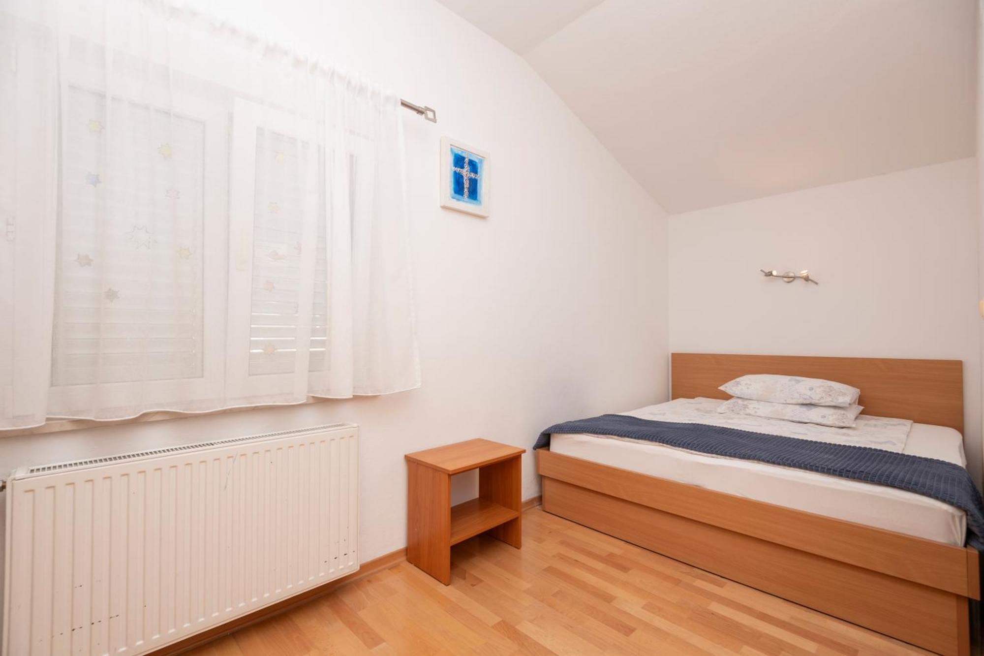 Family Apartments Marita Makarska Bagian luar foto