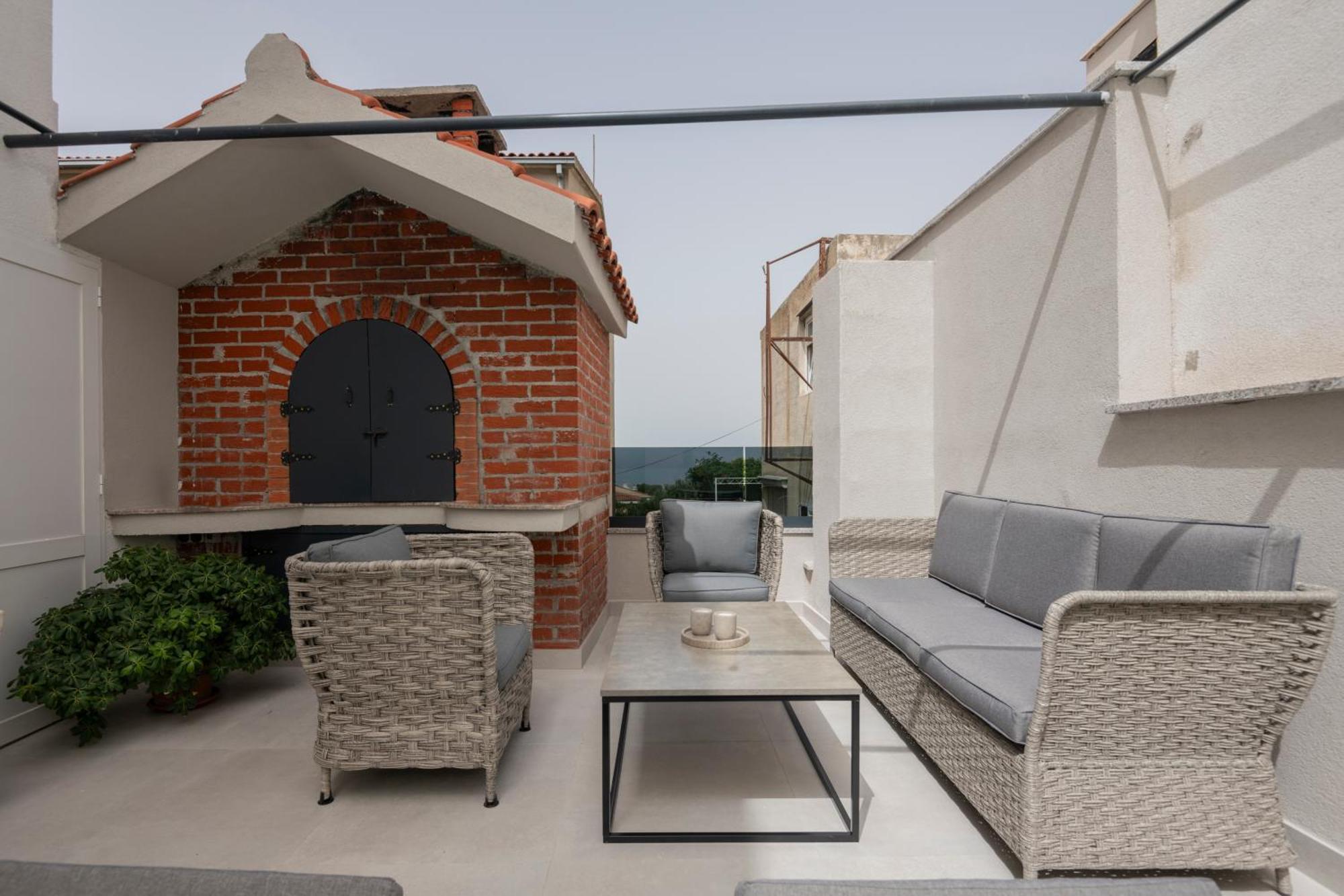 Family Apartments Marita Makarska Bagian luar foto