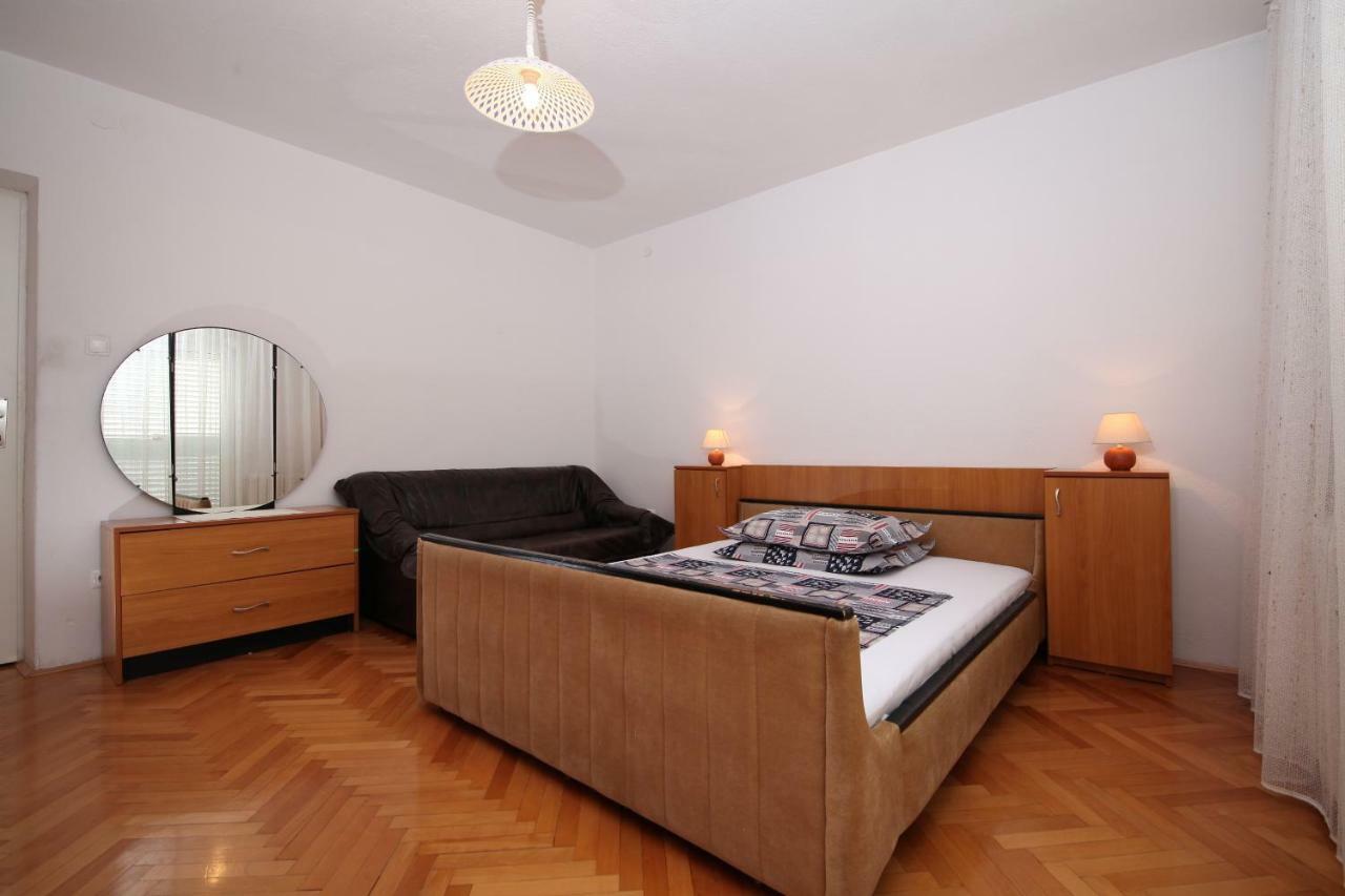 Family Apartments Marita Makarska Bagian luar foto